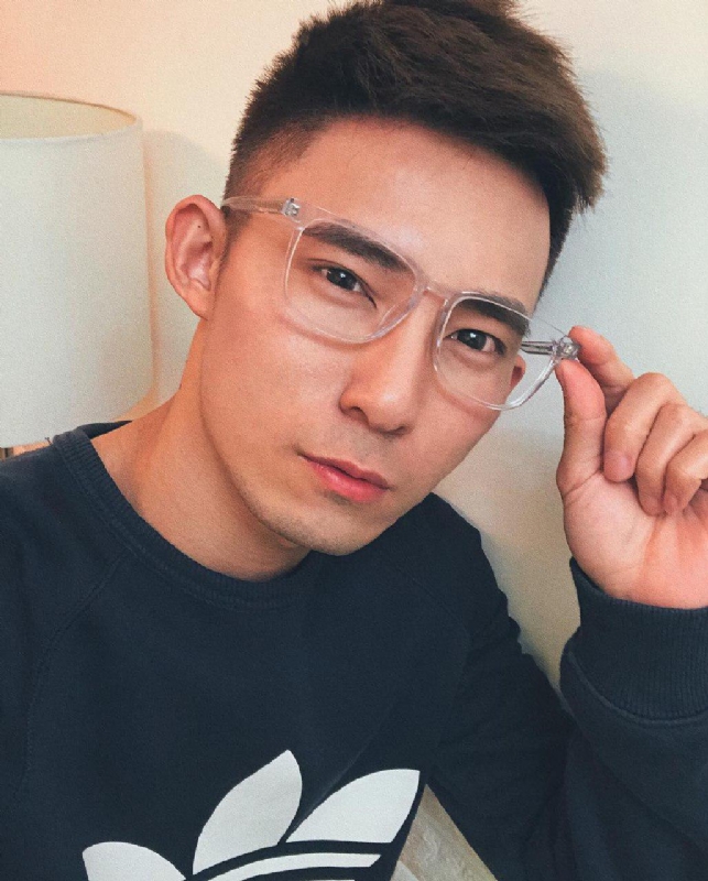 小伟的第一张照片--绵阳相亲服务中心