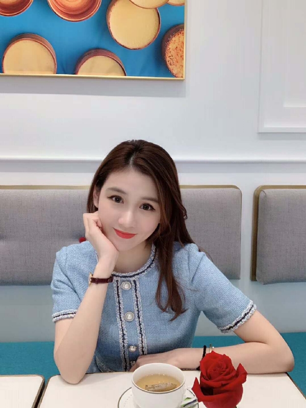 Emily的第二张照片--绵阳相亲服务中心