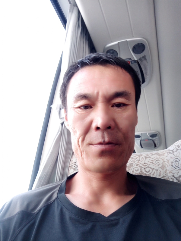 真心诚意的第一张照片--绵阳相亲服务中心