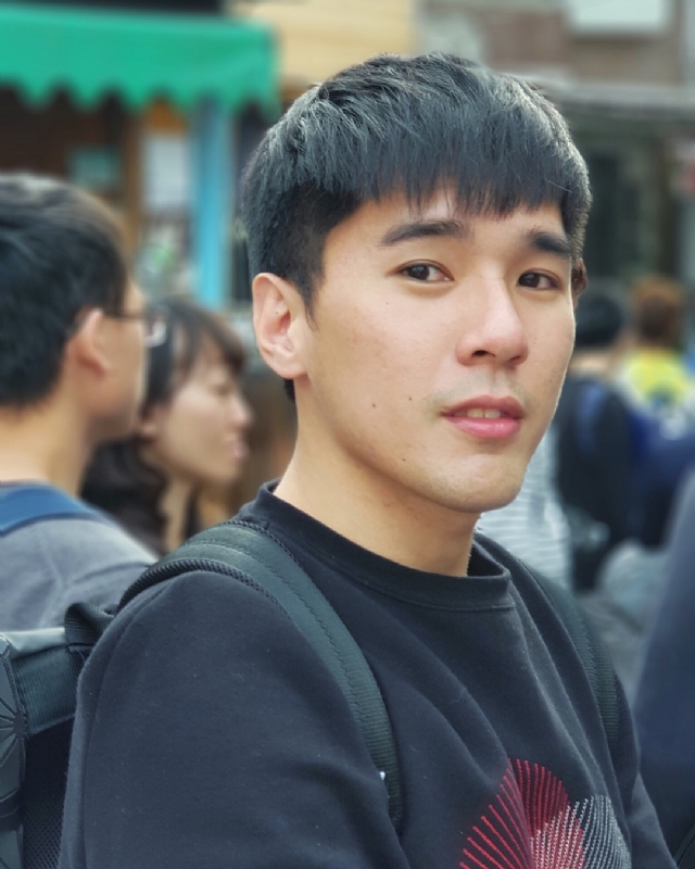 雨中孤独的第一张照片--绵阳相亲服务中心