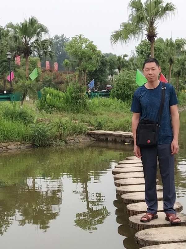 星星知我心的第一张照片--绵阳相亲服务中心