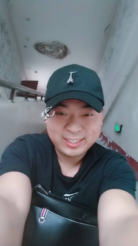 前世今生的爱的第一张照片--绵阳相亲服务中心