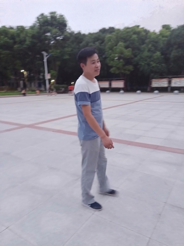 一笑的第一张照片--绵阳相亲服务中心