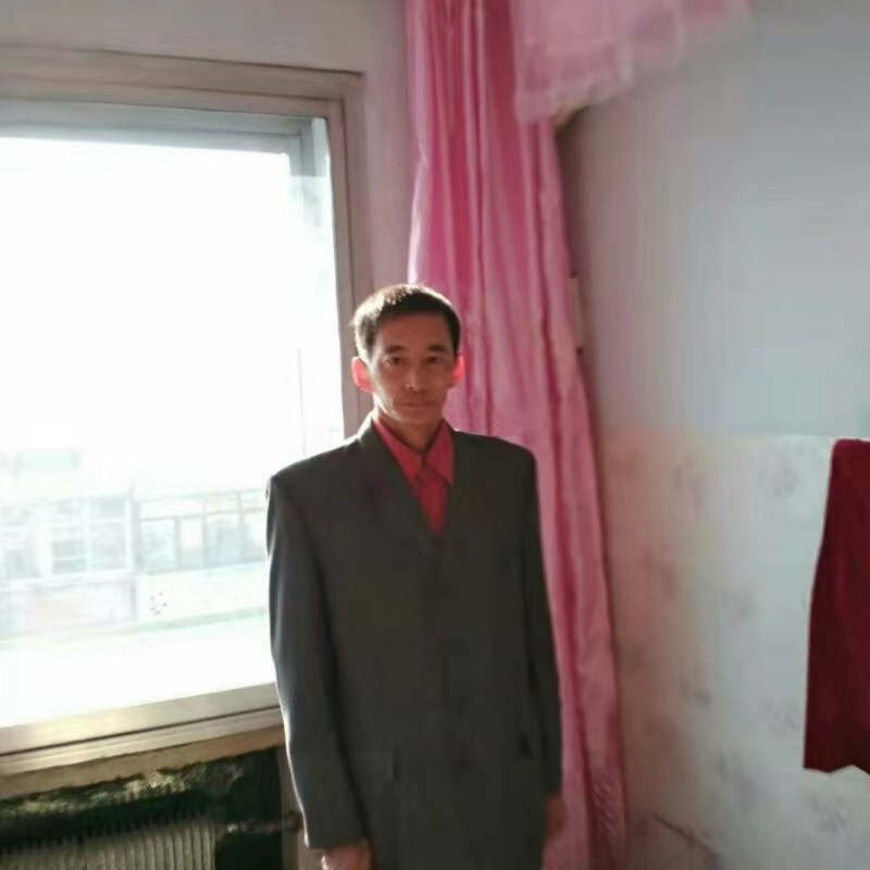阳光明媚的第一张照片--绵阳相亲服务中心