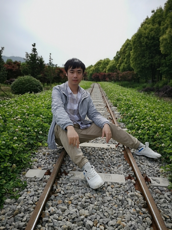 HCL的第一张照片--绵阳相亲服务中心
