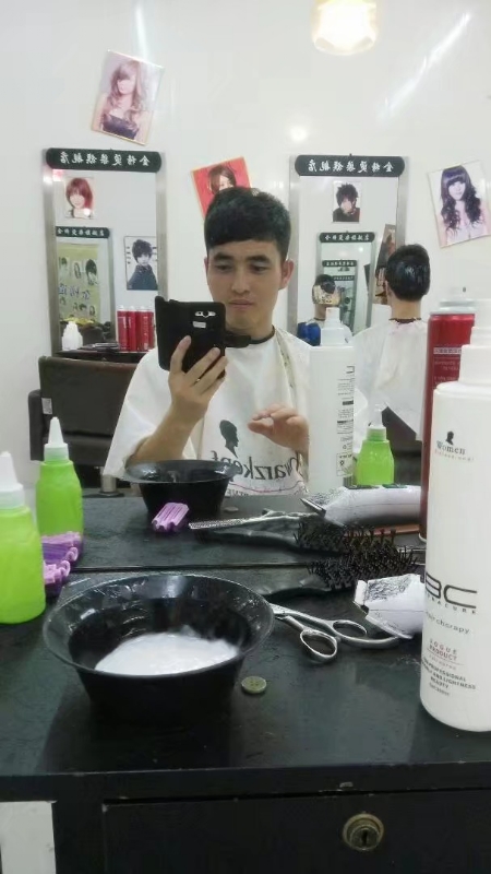 牛郎的第二张照片--绵阳相亲服务中心