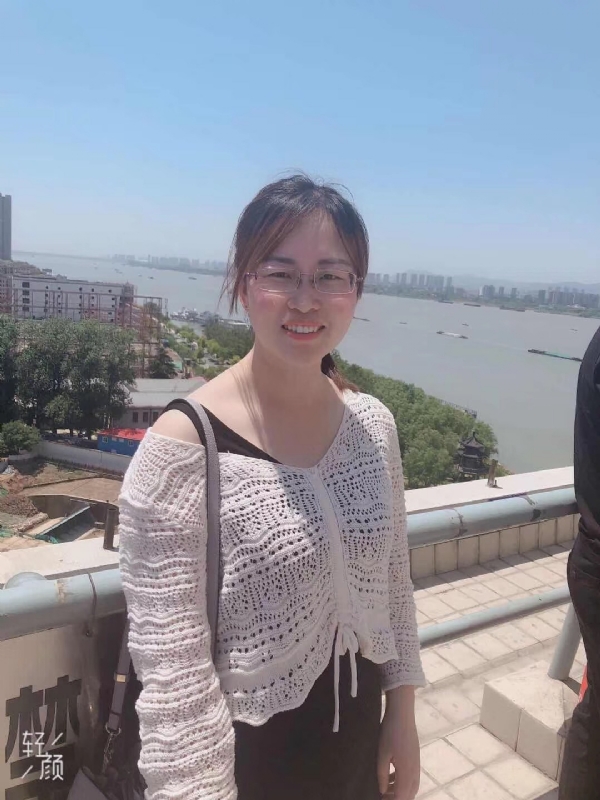 随缘的第一张照片--绵阳相亲服务中心