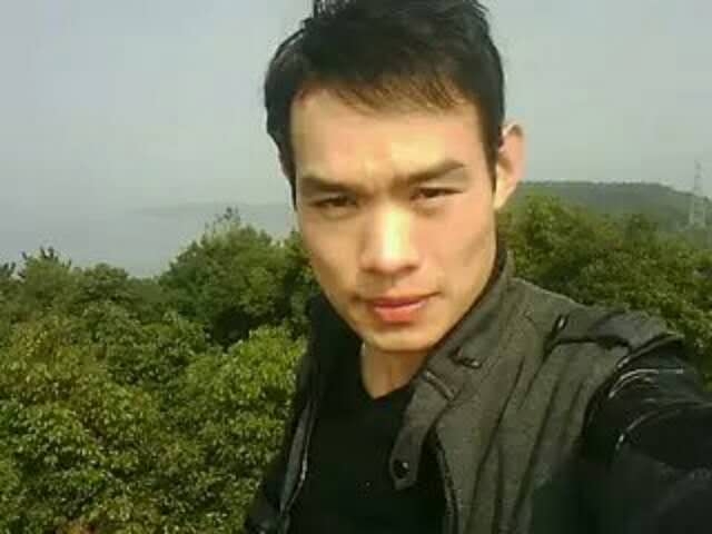 明镜的第一张照片--绵阳相亲服务中心