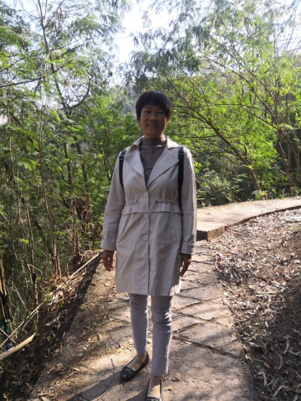 兰草的第一张照片--绵阳相亲服务中心