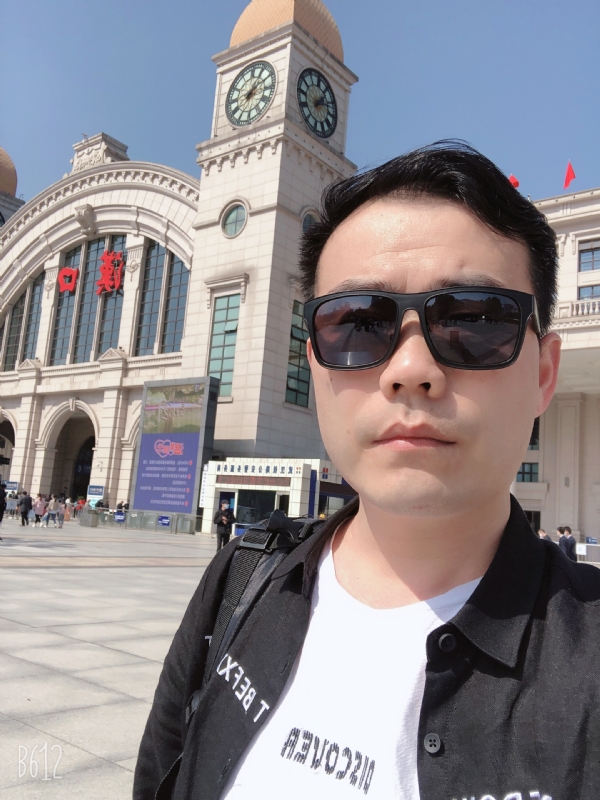 楚河畔的第一张照片--绵阳相亲服务中心