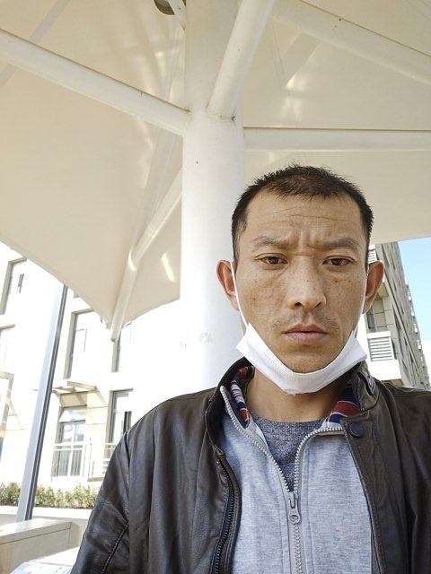 孤狼的第一张照片--绵阳相亲服务中心