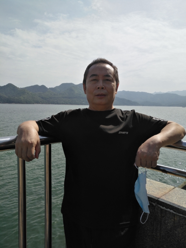 重振雄风的第四张照片--绵阳相亲服务中心
