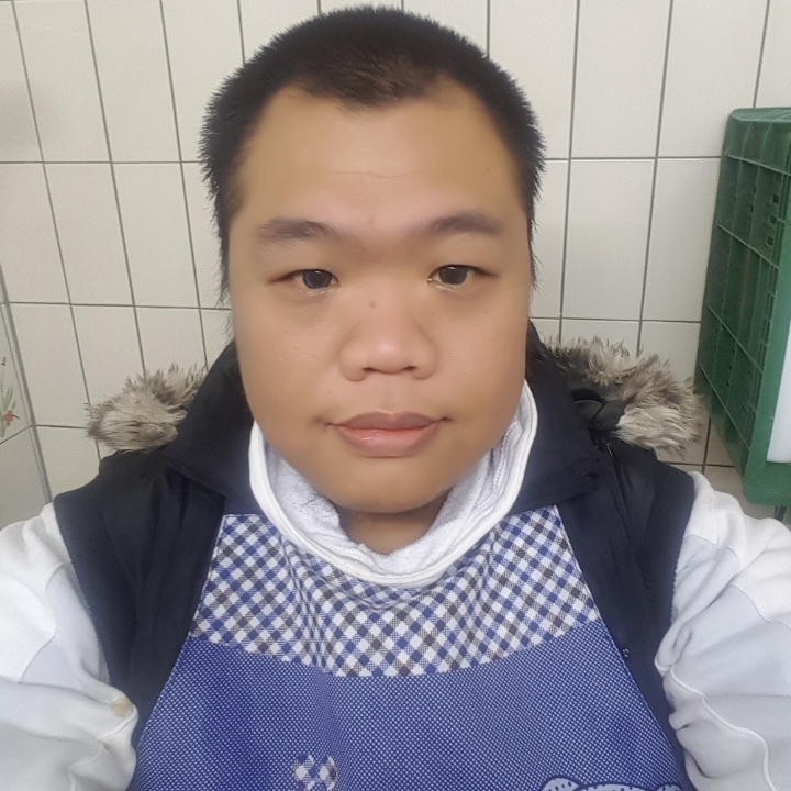 黑熊的第一张照片--绵阳相亲服务中心