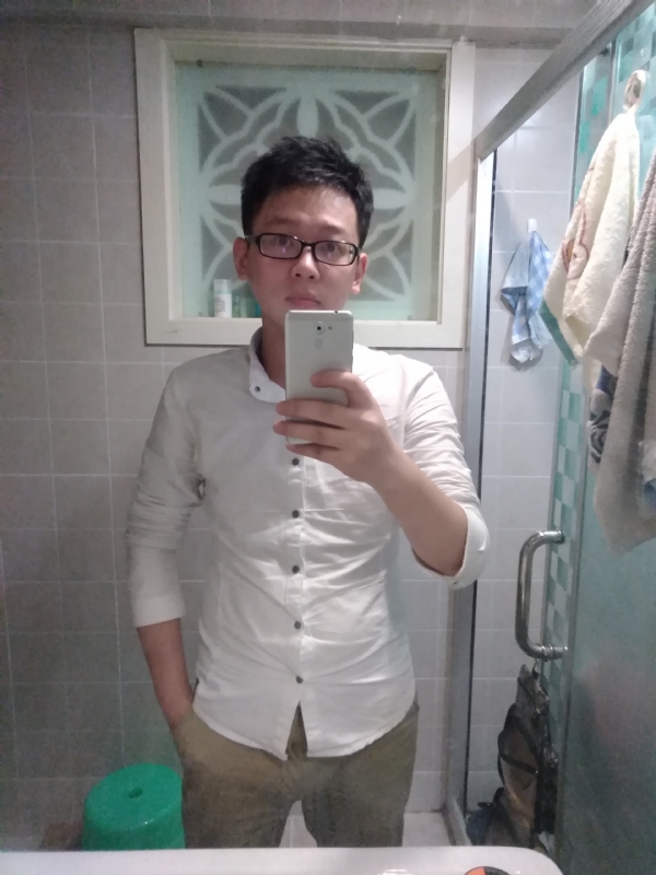 花谢魂伤的第三张照片--绵阳相亲服务中心