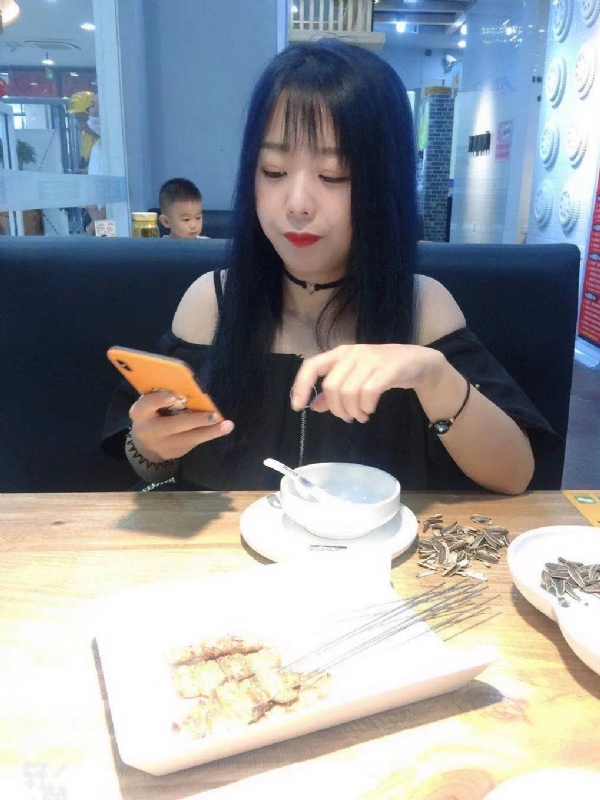 程程的第一张照片--绵阳相亲服务中心