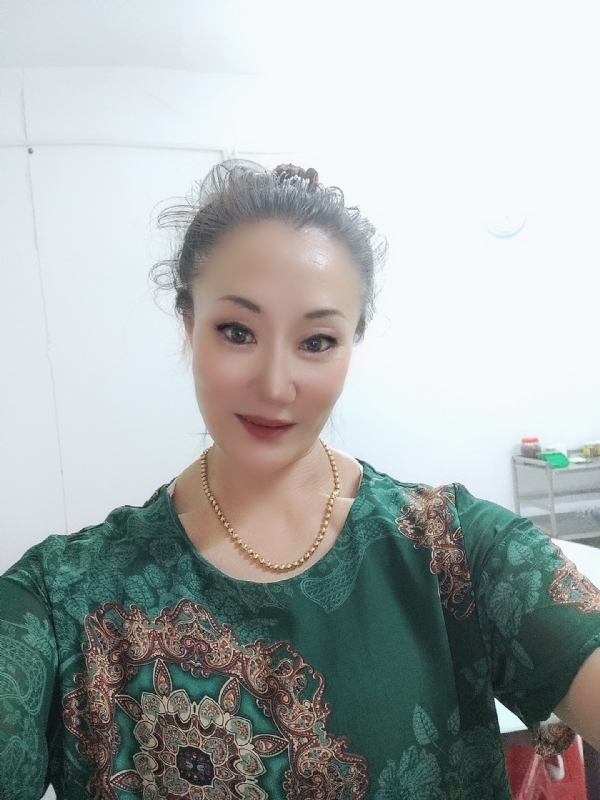 燕子的第二张照片--绵阳相亲服务中心
