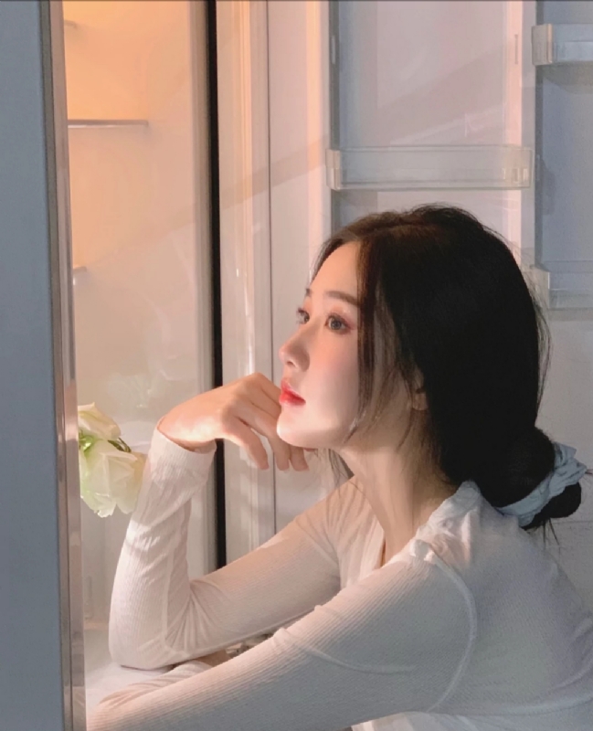 風吹過臉頰的第一张照片--绵阳相亲服务中心