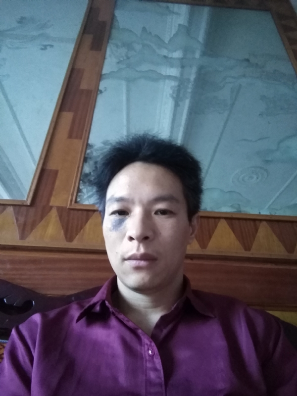 风中落叶的第一张照片--绵阳相亲服务中心