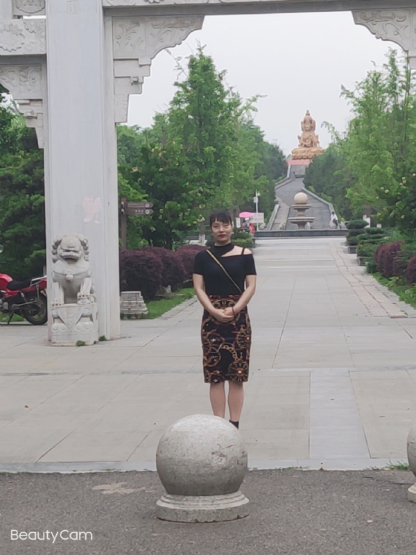 魏沐阳子的第三张照片--绵阳相亲服务中心