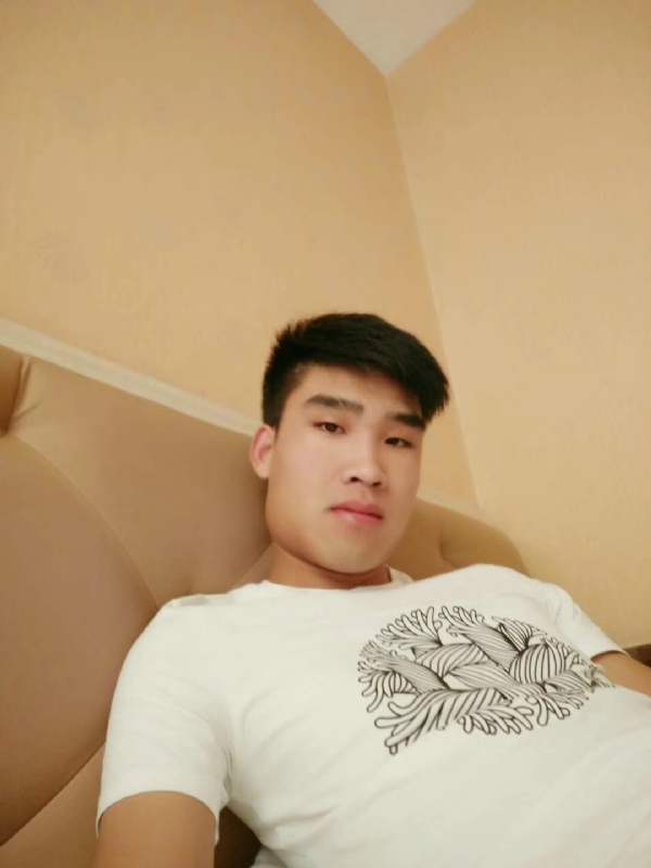 谁不曾孤单上路的第二张照片--绵阳相亲服务中心