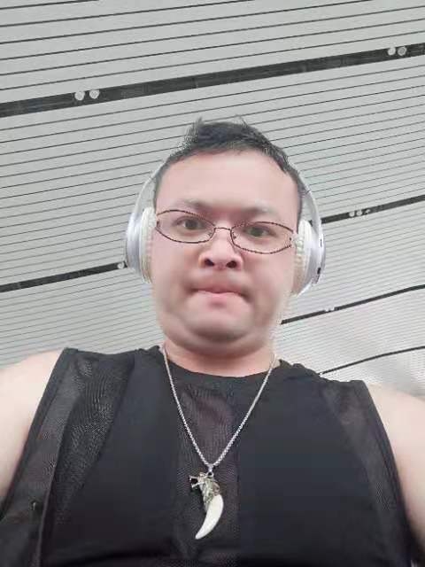 醉叶孤城的第一张照片--绵阳相亲服务中心