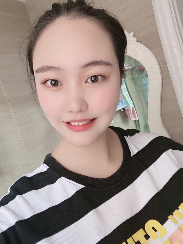 灵儿的第二张照片--绵阳相亲服务中心
