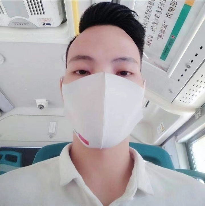 摆渡者的第一张照片--绵阳相亲服务中心