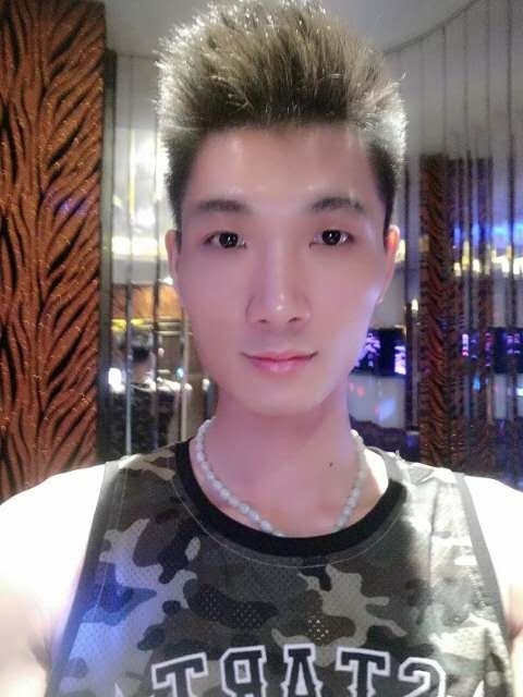 人生如戏的第一张照片--绵阳相亲服务中心