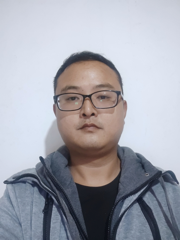 爱在一瞬间的第一张照片--绵阳相亲服务中心