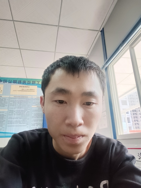 小哥哥的第二张照片--绵阳相亲服务中心