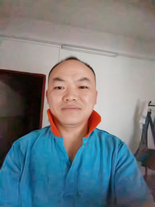 与子携老的第四张照片--绵阳相亲服务中心