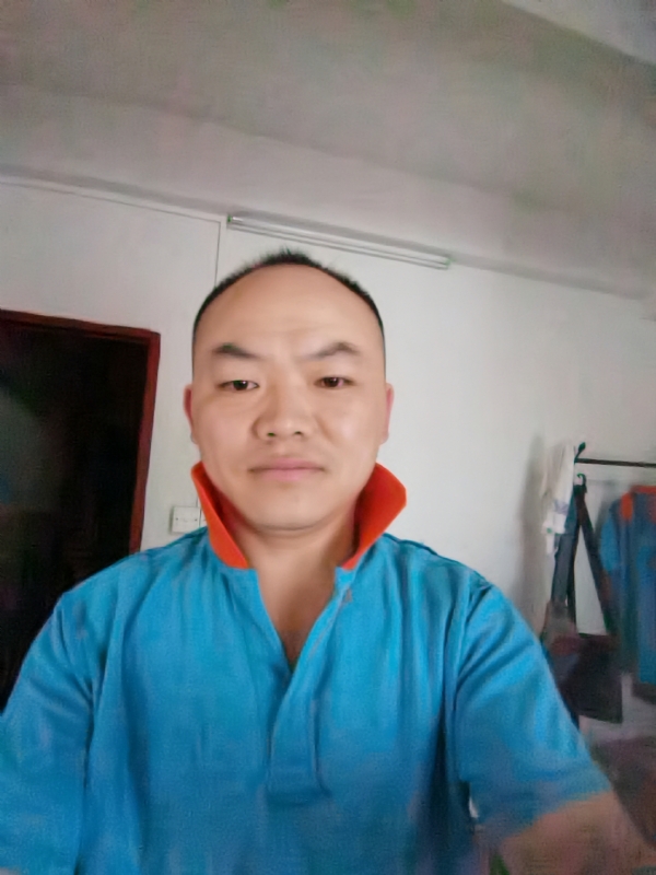 与子携老的第五张照片--绵阳相亲服务中心