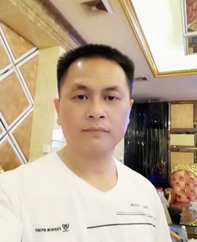 小梁的第一张照片--绵阳相亲服务中心