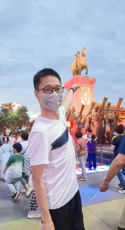 一休哥的第一张照片--绵阳相亲服务中心