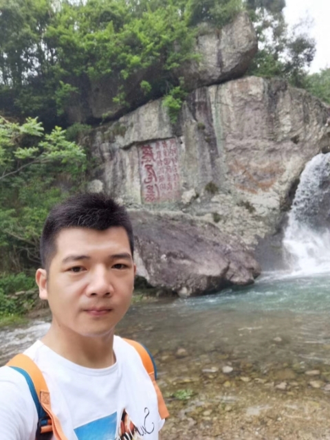 愿得一人心的第一张照片--绵阳相亲服务中心