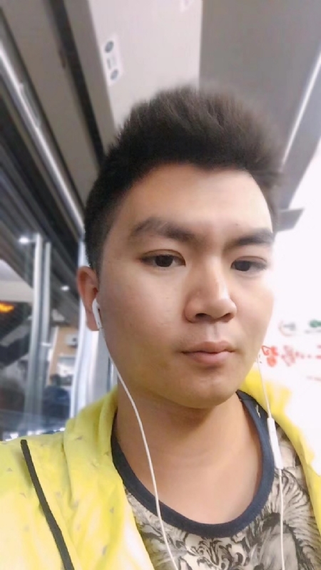 瑞泽的第一张照片--绵阳相亲服务中心