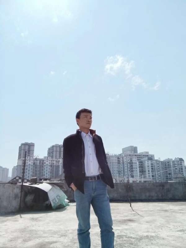 蓝色心情的第一张照片--绵阳相亲服务中心