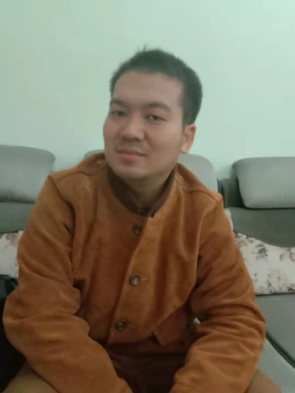 艺民的第一张照片--绵阳相亲服务中心