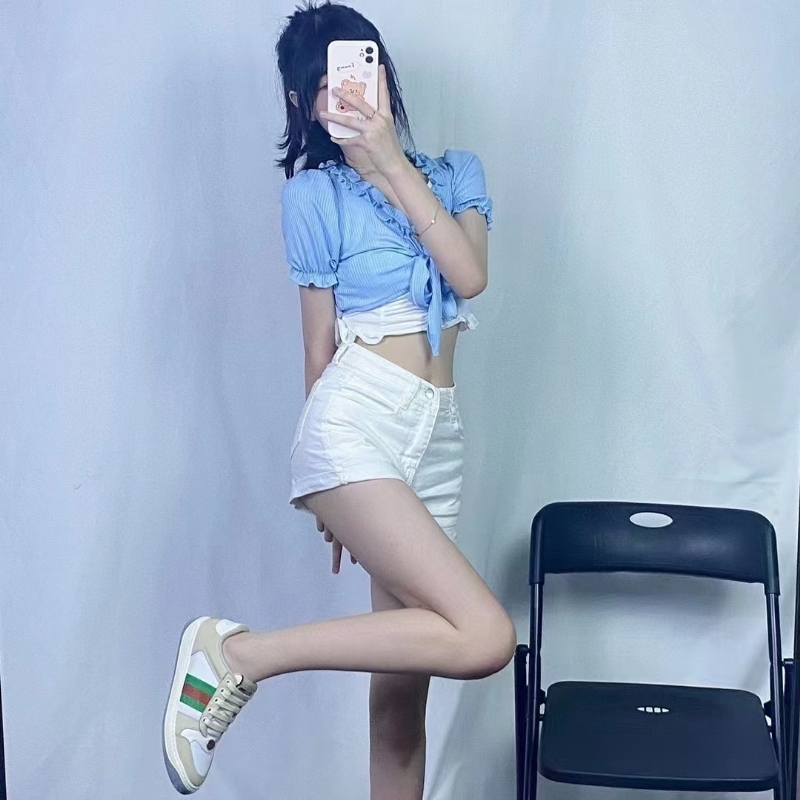 宝宝的第一张照片--绵阳相亲服务中心