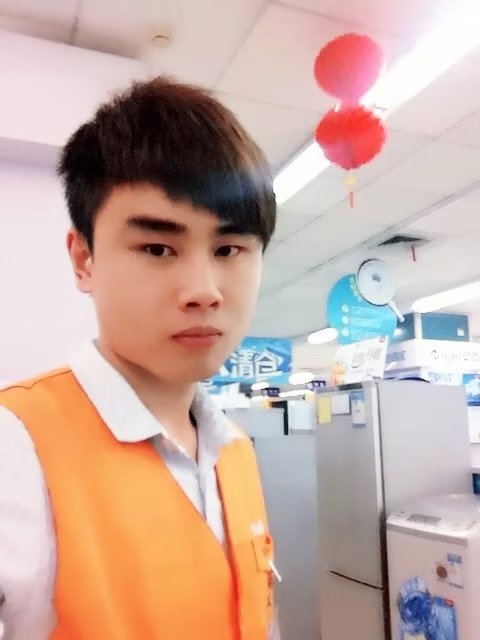 罗自强的第一张照片--绵阳相亲服务中心