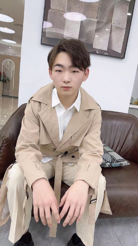 啊哲的第一张照片--绵阳相亲服务中心