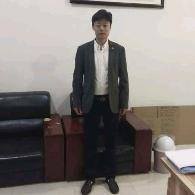 蓝天白云的第一张照片--绵阳相亲服务中心