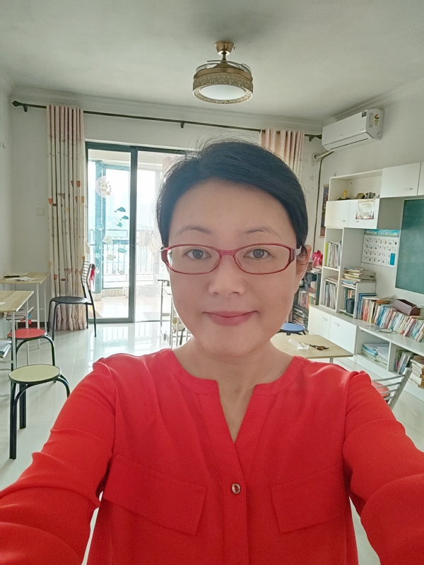 丽华的第二张照片--绵阳相亲服务中心
