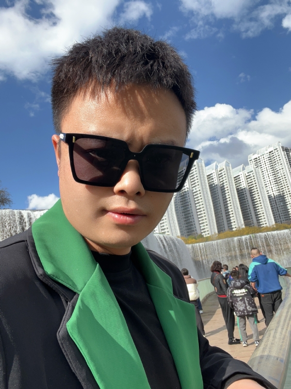 子阳的第一张照片--绵阳相亲服务中心