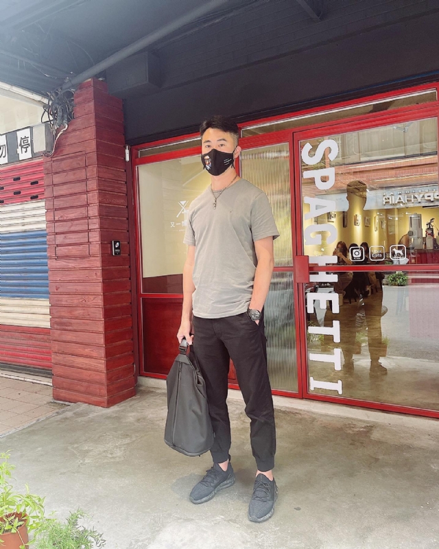 酒商安迪的第一张照片--绵阳相亲服务中心