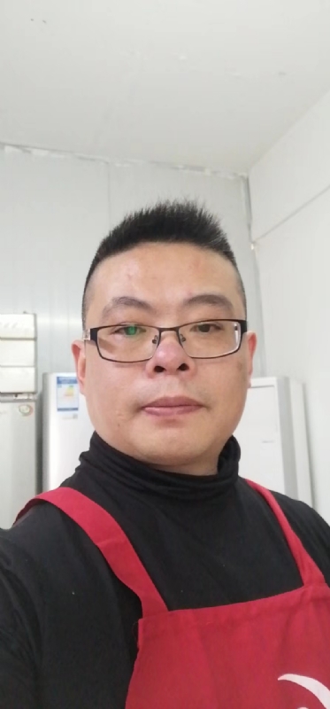 努力奋斗的第一张照片--绵阳相亲服务中心