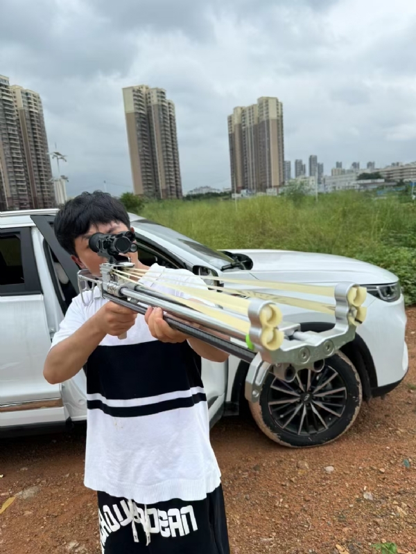 凌其飞的第一张照片--绵阳相亲服务中心