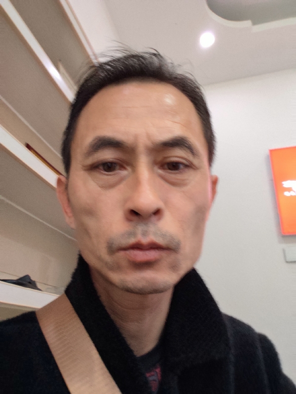 清晨阳光的第一张照片--绵阳相亲服务中心