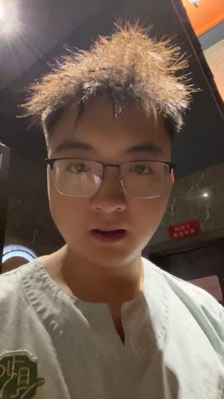成熟稳重的男士的第一张照片--绵阳相亲服务中心