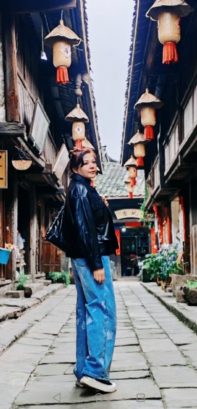 宛霞的第五张照片--绵阳相亲服务中心